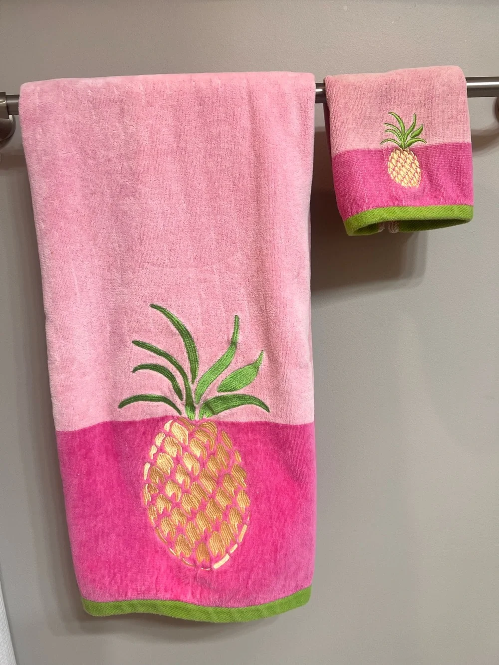 Lilly Pulitzer bath towel & wash cloth